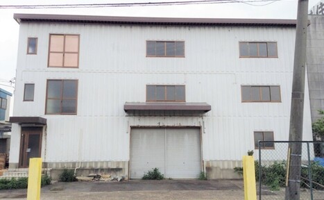 倉庫の内装・外装リフォーム♪